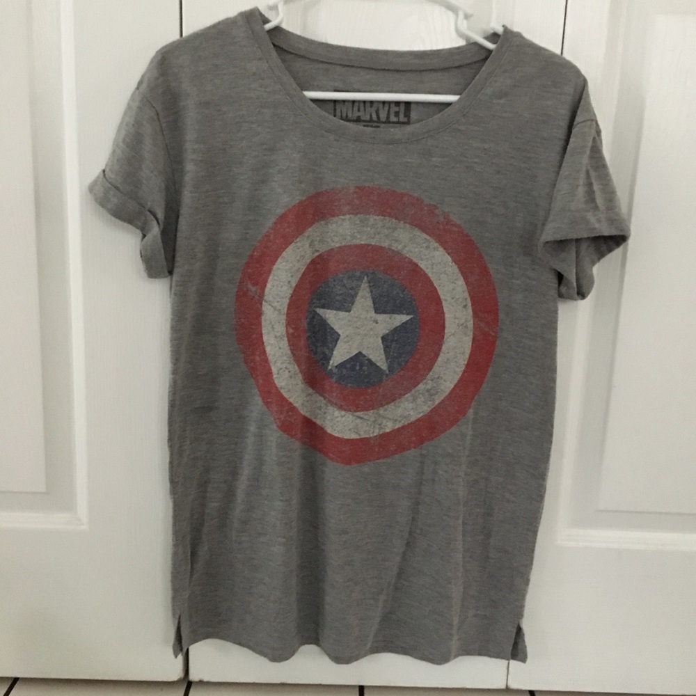 🌸3/$25🌸Captain America T-shirt